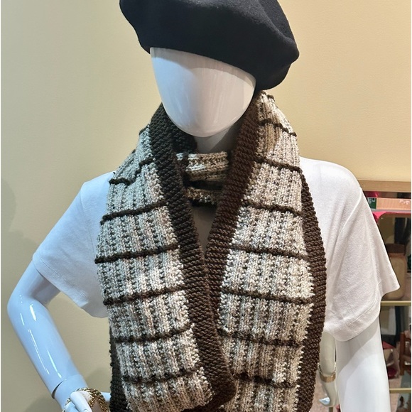 Handmade Stone Flecked Acrylic Chunky Ribbed Winter Scarf - Picture 3 of 6